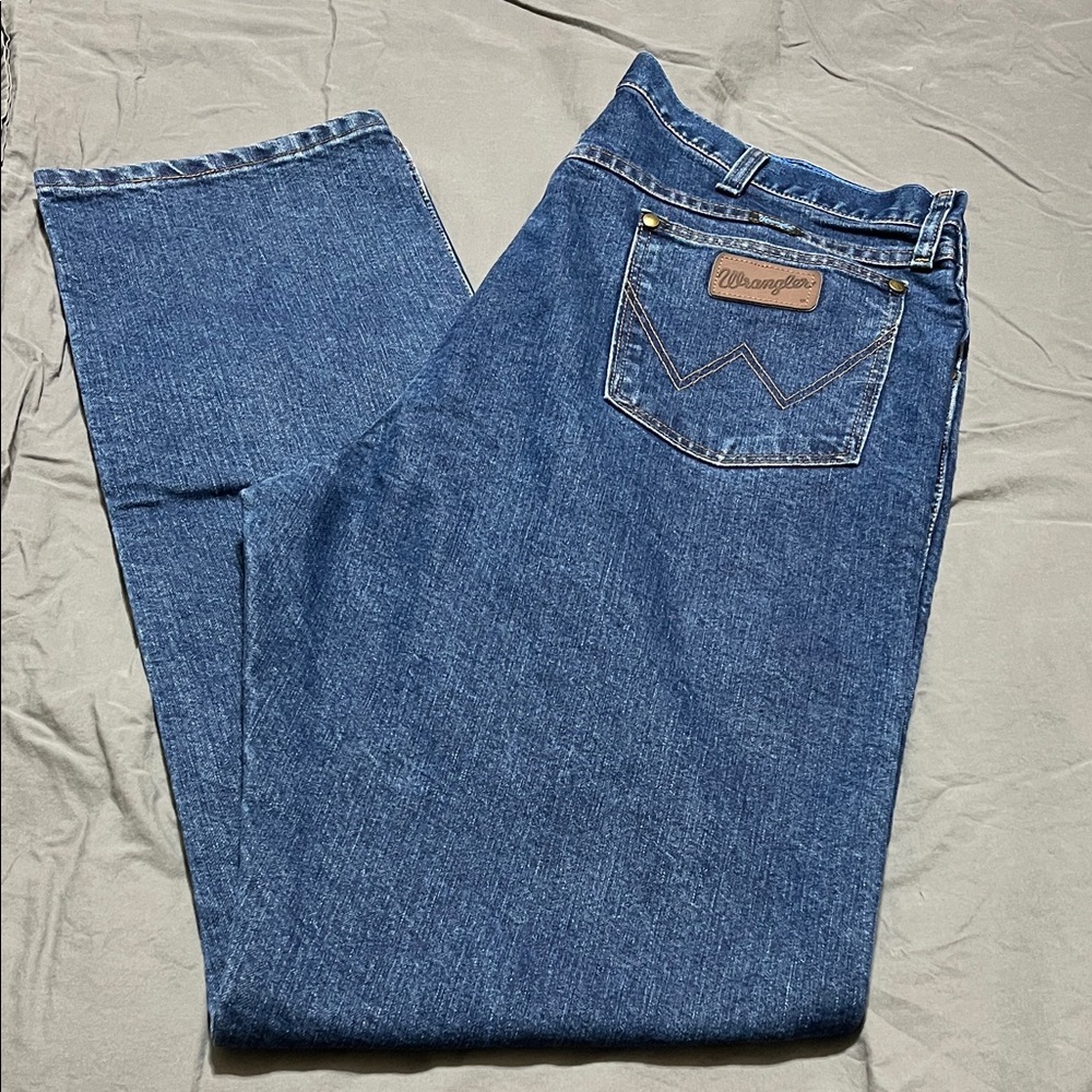 Wrangler Cool Vantage Jeans, Regular Fit.  Size 40x36